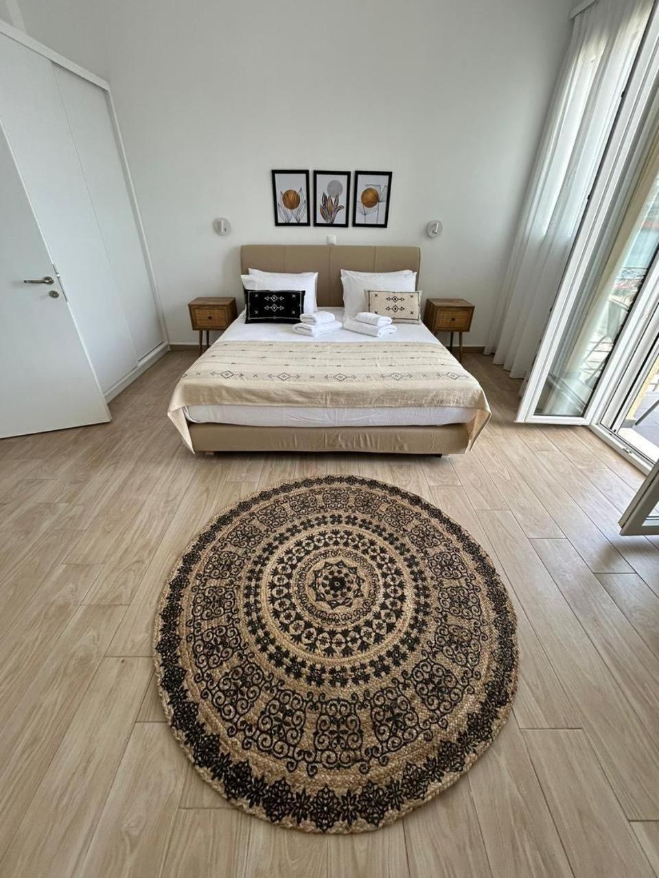 Emilia Suites Ermoupoli Esterno foto